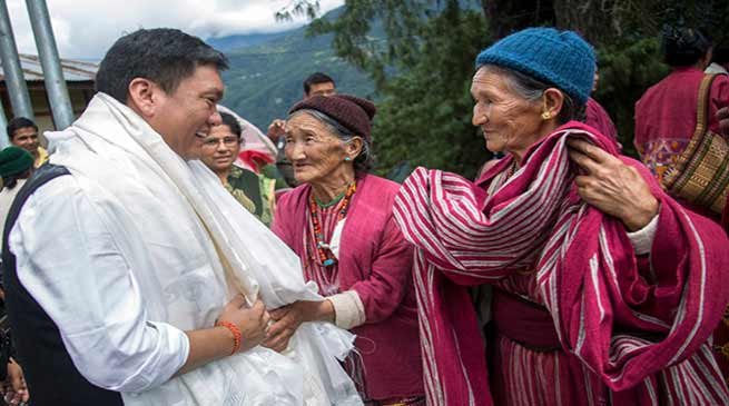 Arunchal: Pema Khandu Accorded Warm Welcome in Tawang