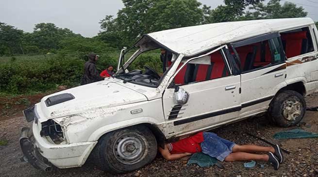 Arunachal: 1 Died 9 injured after Tata Sumo over turned