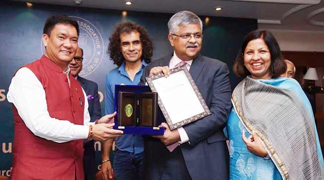 Hindu College Awarded its Illustrious Alumni at the 17th edition of Distinguished Alumni Awards-2019
