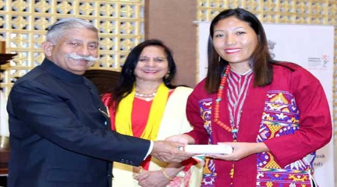 Arunachal Governor felicitates best performing CDPOs