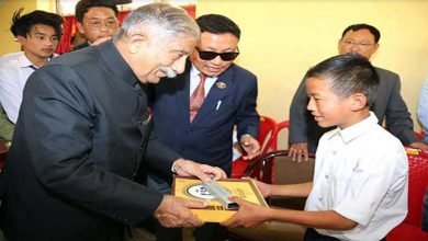 Arunachal: Governor felicitates meritorious students and Gaon Burahs