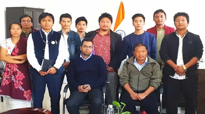 Indefinite hunger strike by APACSU,  AYSU called off after intervene of Felix