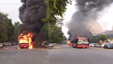 Anti-CAB violence erupts in Delhi, 4 buses burnt, 2 injured