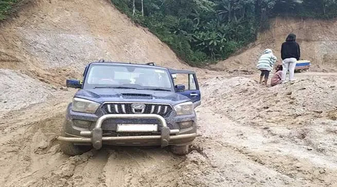 All Kra Daadi district students union (AKDDSU) appeal all the stakeholders to cooperate the district administration and support the executing agency of Trans Arunachal Highway (TAH) from Joram to Koloriang