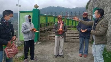 Arunachal: Bomdila Businessman comes forward to help poor people during lockdown