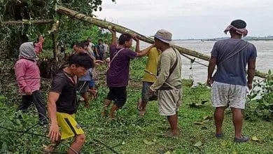Arunachal: Villagers carry out voluntary flood protection works to minimize soil erosion