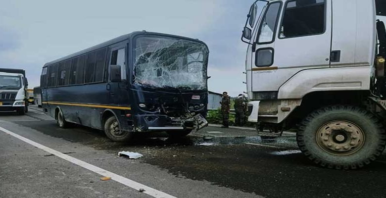 Arunachal: Seven IRBn jawans injured in Bus-Dumper collision near Bogibeel