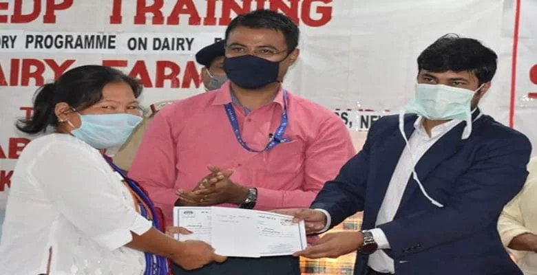 Arunachal: Tangsa bag making & dairy farming training concludes