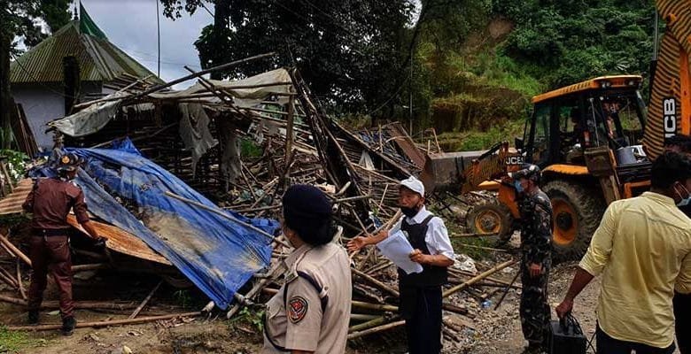 Itanagar: Eviction drive on NH-415, vegetable sheds demolished, 18 vendors apprehended