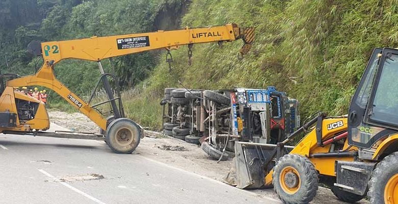 Itanagar-  One person has been killed in an road accident on Hollongi-Itanagar  National Highway- 415 this morning. A official informed.