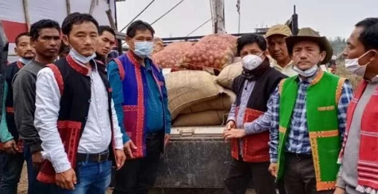 Assam: AMBK distributes relief items to Laika-Dodiya flood and National Park affected Mishing brethren