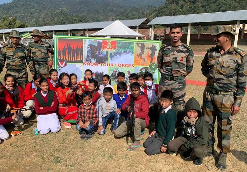  Arunachal: "Know your Army" mela held at Daporijo