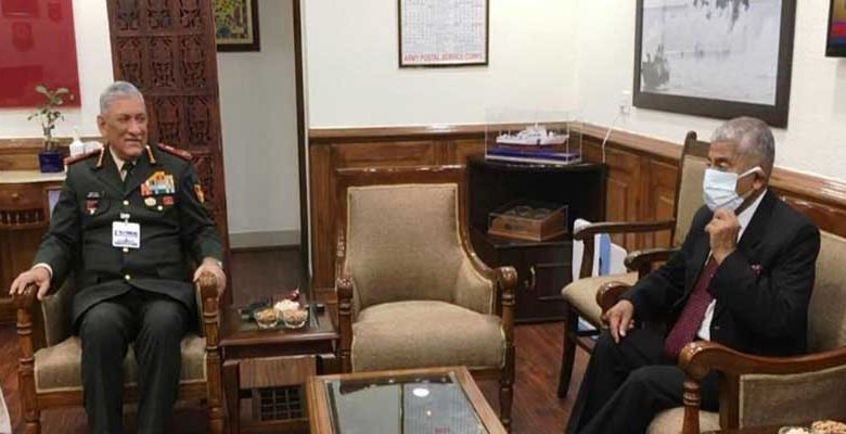 Governor discusses Armed Forces issues related to Arunachal Pradesh with CDS