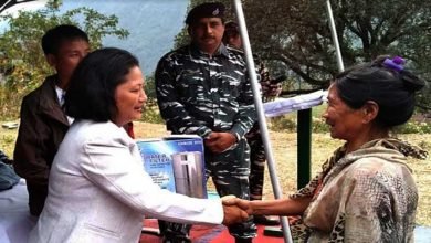 Arunachal: CRPF distributes water filters to Bodak villagers