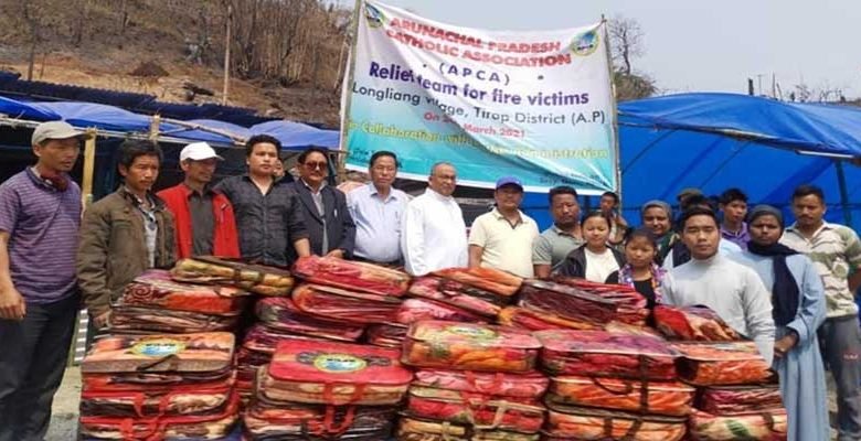 Arunachal: APCA distributed relief items to Longliang fire victims