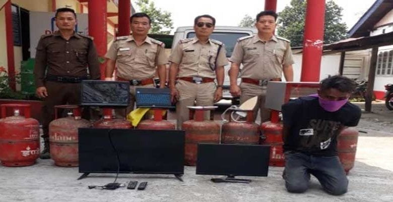 Arunachal: Pasighat police arrests a burglar, seizes LPG cylinders, TVs, Laptops etc