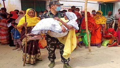 AP Police(IRBn) Shows Humanity during Election Duty in West Bengal  
