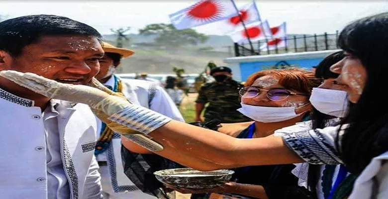 Arunachal: Pema Khandu attends Mopin festival at Basar in Leparada district