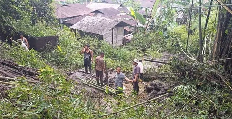 Arunachal: Incessant rain has created flood-like situation in several places of Tuting