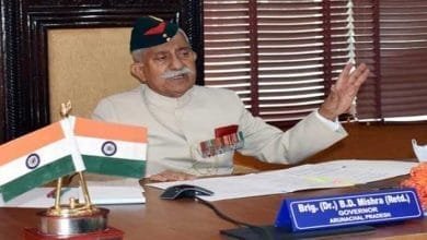 Arunachal: Governor and Chief Minister interact with the Army personnel managing the Line of Control in Arunachal Pradesh