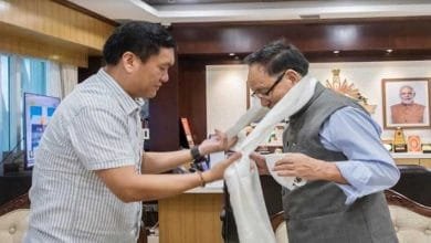 Arunachal: Pema Khandu bids farewell to CIC Dr Joram Begi