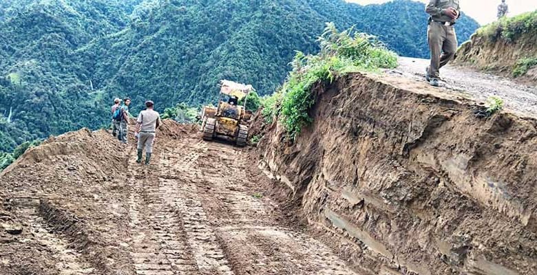 Arunachal: BRO developing six-foot tracks in state