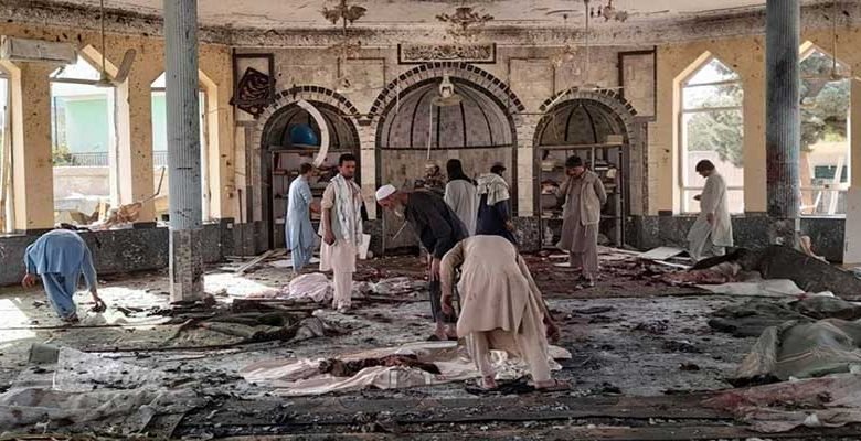 Suicide attacks in Afghanistan Mosque, 100 dead, wounded