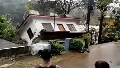 Kerala floods: House collapses Video Viral, death toll rises to 23