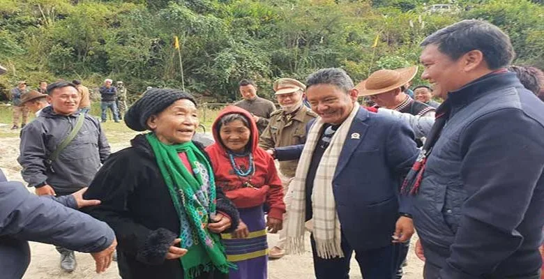 Arunachal: Pema Khandu blames locals for lack of infra development in Tato