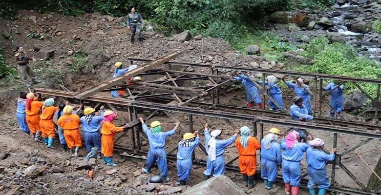 Arunachal: BRO Women Team 'de launch' 50 feet unused Baily Bridge