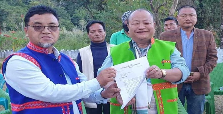 Arunachal: Tai Tagak visits Midu Liireng war memorial at Yeling Yetek