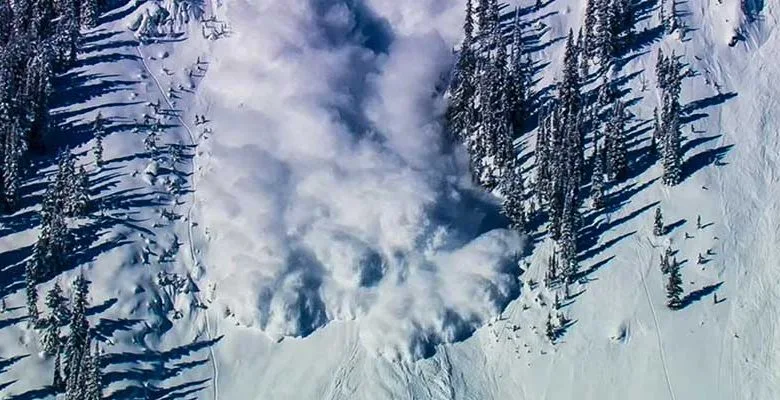 Arunachal: 7 Army men Hit By Avalanche, Rescue Efforts On