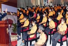 Arunachal: Governor interacts with school children