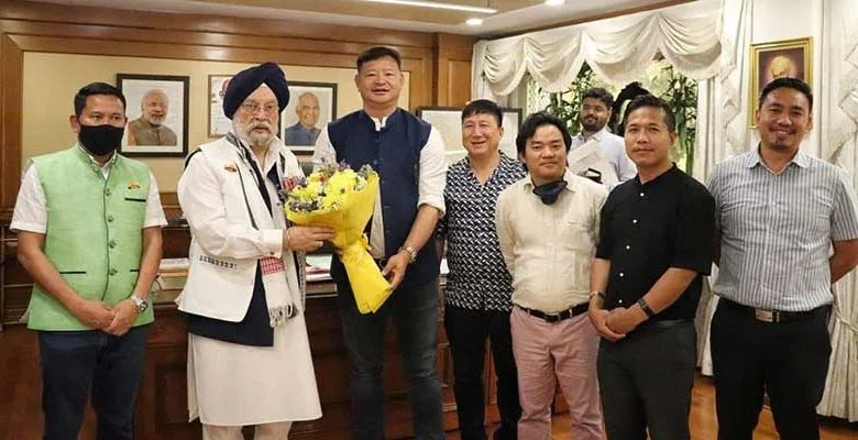 IMC Mayor appraises Union Minister on fund requirement for Integrated Drainage System
