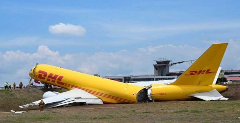 DHL cargo jet splits in two after skidding off runaway in Costa Rica