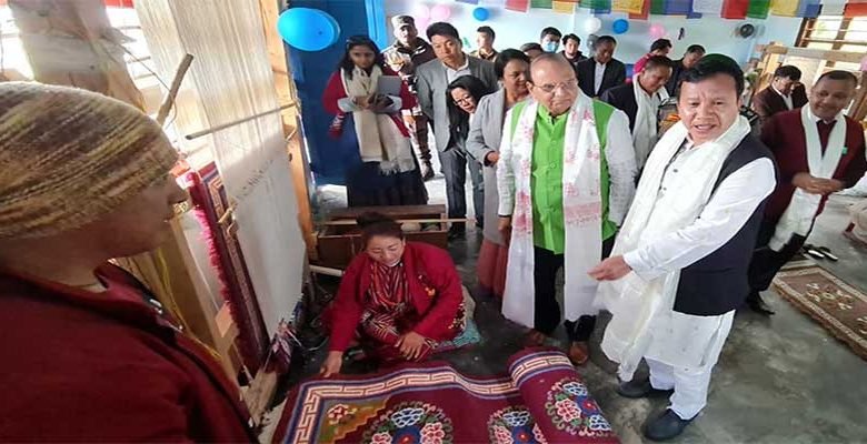 Arunachal: KVICI chairman inaugurates Khadi Eri Silk Training cum Production centre at Lhou in Tawang