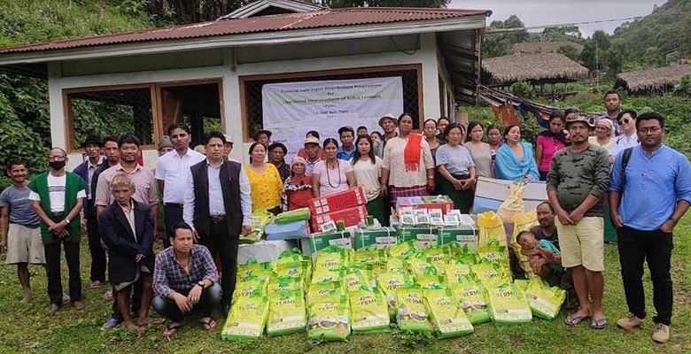 Arunachal: Training cum input distribution programme at Pagi in Leparada