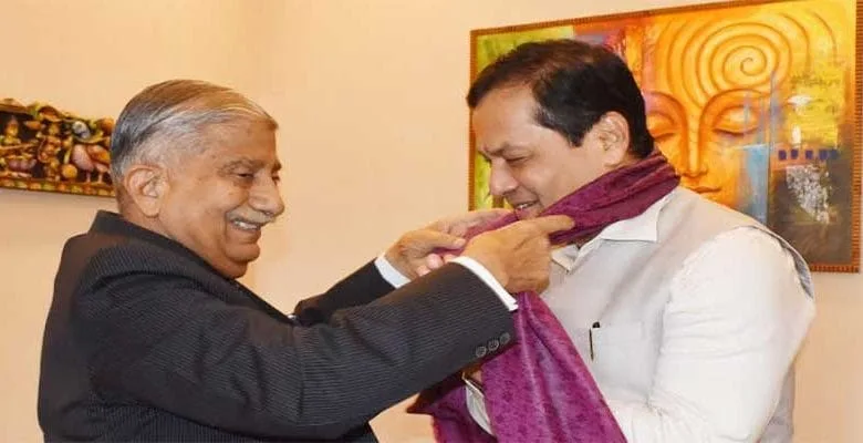 Arunachal: Union Minister Sarbananda Sonowal calls on the Governor