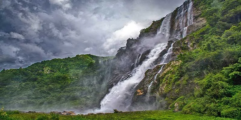 Watch Video: Travel to Tawang of Arunachal Pradesh