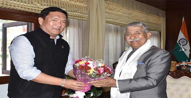 Arunachal: CM Pema Khand calls on the Governor B D Mishra