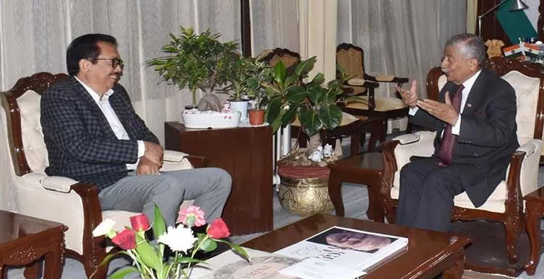 Arunachal: Dy CM Chowna Mein calls on the Governor
