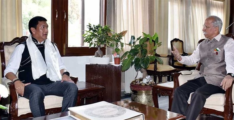 Arunachal: CM Pema Khandu calls on the Governor Kaiwalya Trivikram Parnaik