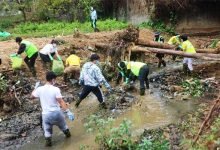 Itanagar: Youths clean Yagamso river to commemorate World Forest Day