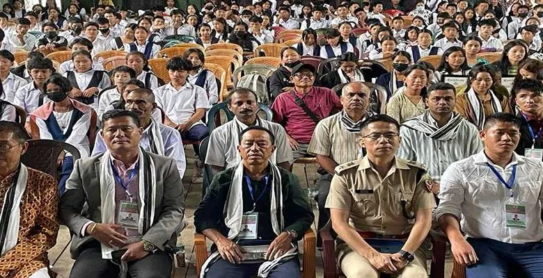 Arunachal: DC LS advocates students to develop reading habits