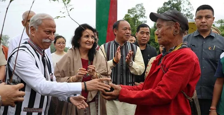 Arunachal: Governor participates in the Van Mahotsav in Lumdung