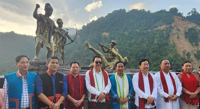 Arunachal: Chowna Mein unveils Memorial Statue of Anglo-Abor War 1911-12 at Kekar Monying
