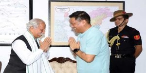 Arunachal: CM Pema Khandu calls on the Governor KT Parnaik