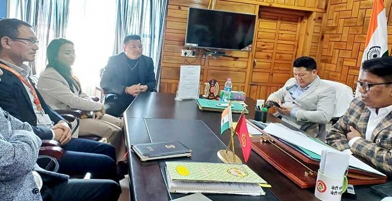 Arunachal: DC , SP asks the North East Petroleum Mazdoor Union Arunachal unit to call off agitation