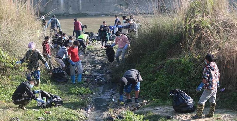 Arunachal: YMCR sets record by clearing 5000 Kg garbage from Barapani River