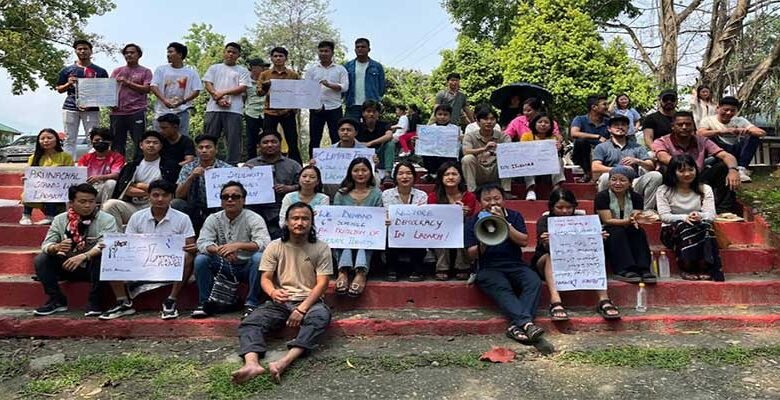 Arunachal: RGU Students Stage Sit-In Protest in Solidarity with Ladakh